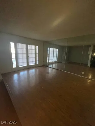 $1,100 | 2818 Calle Del Oro, Las Vegas, NV 89120