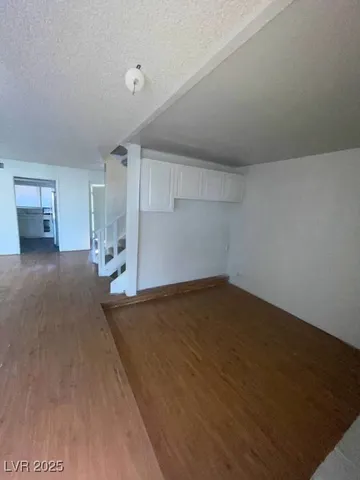$1,100 | 2818 Calle Del Oro, Las Vegas, NV 89120