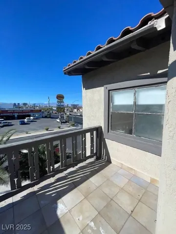 $1,100 | 2818 Calle Del Oro, Las Vegas, NV 89120