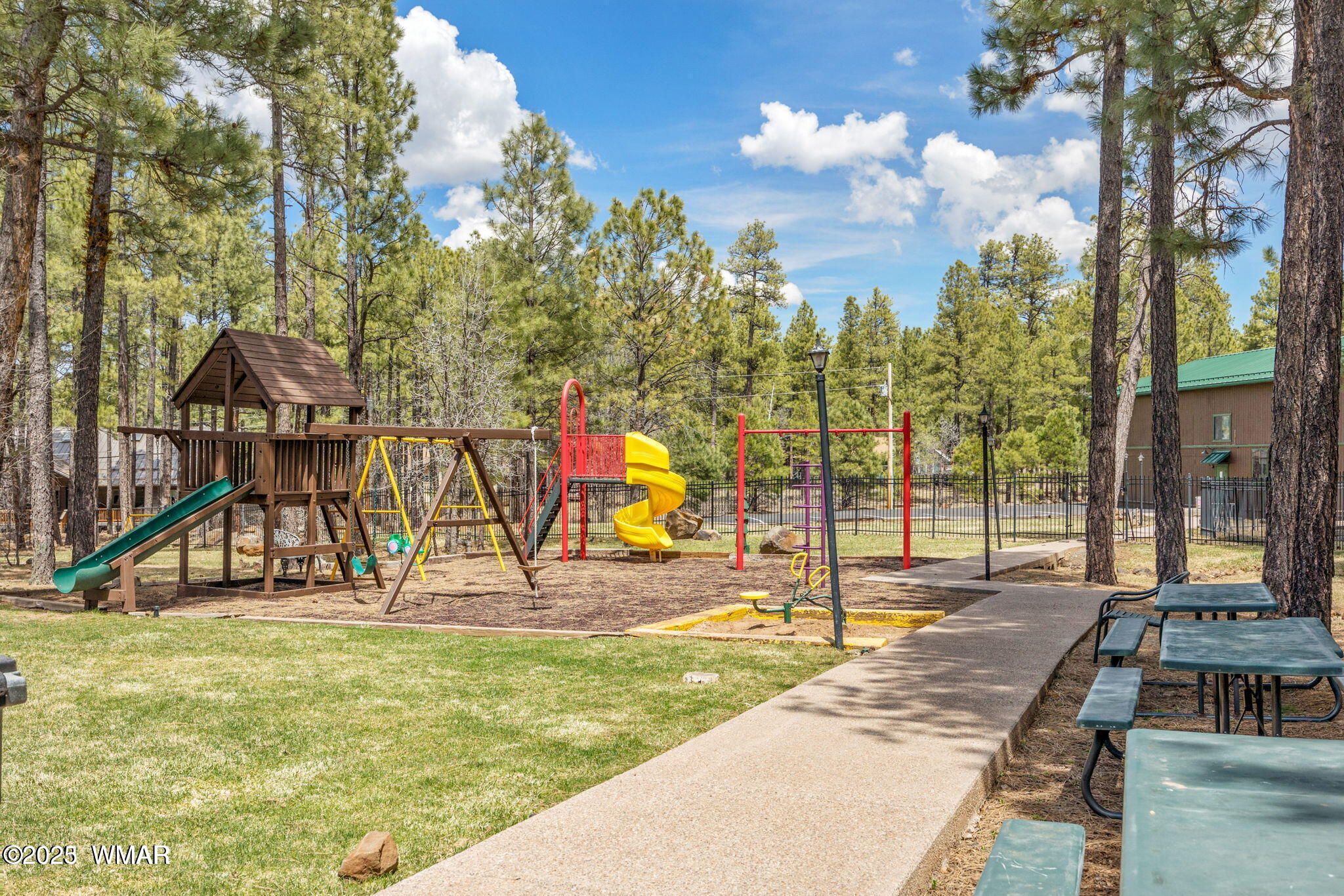 5220 South Blue Ridge Loop Pinetop, AZ 85935 - Photo 34 of 54 Play ground