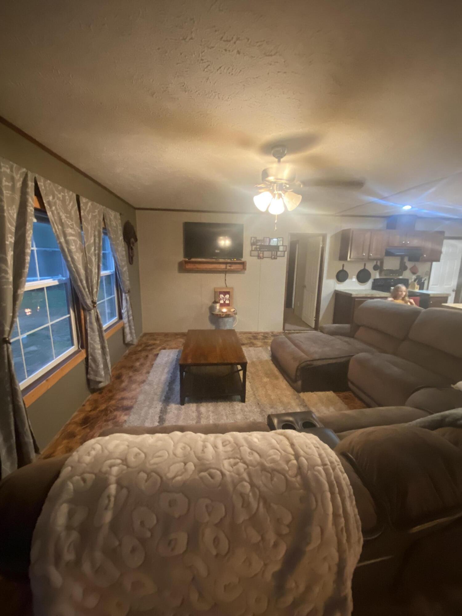 14540 Denman Road Byhalia, MS 38611 - Photo 5 of 15 IMG_7375