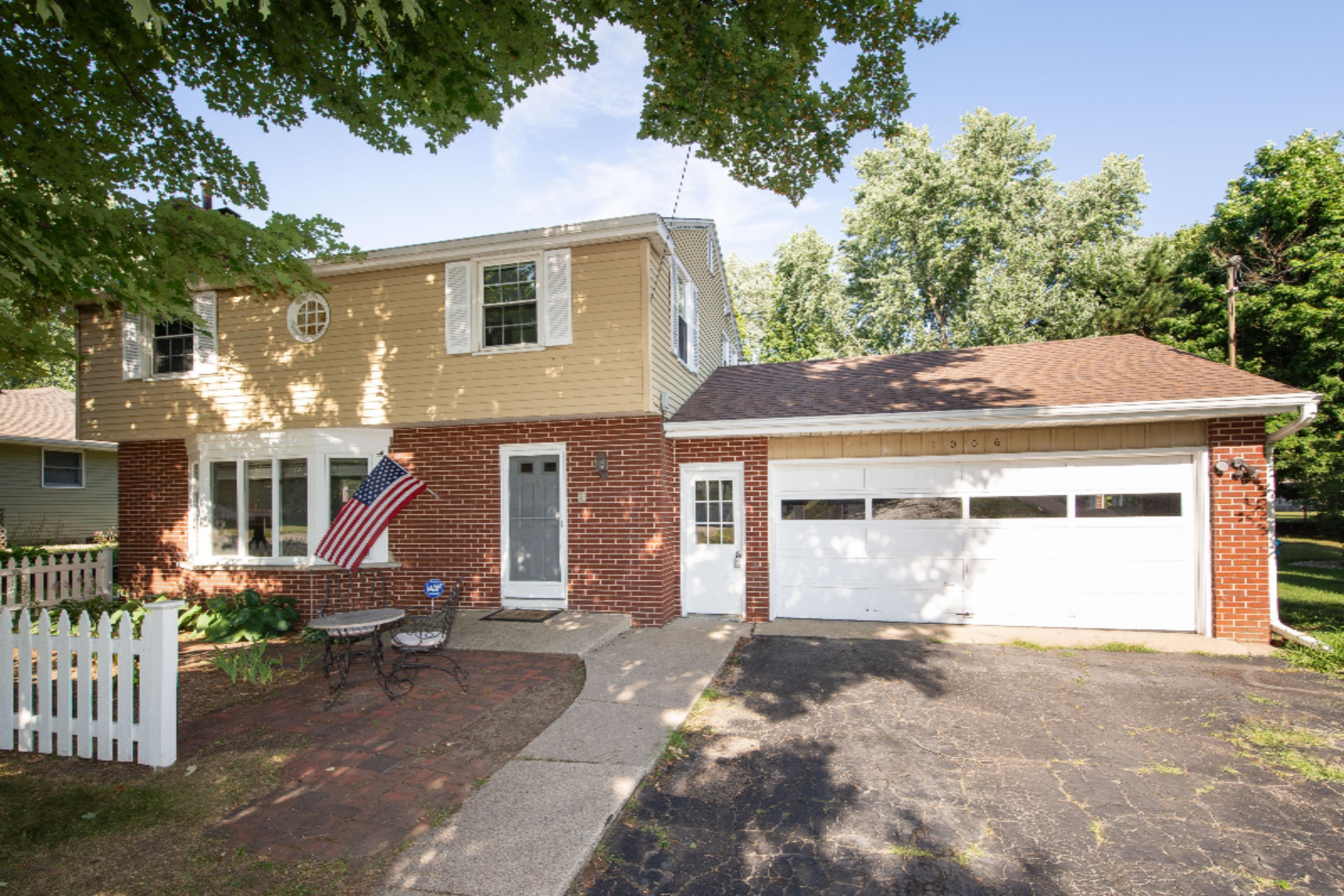 1006 Piccadilly Road Kalamazoo, MI 49006 - Photo 1 of 30 1006_Piccadilly-01