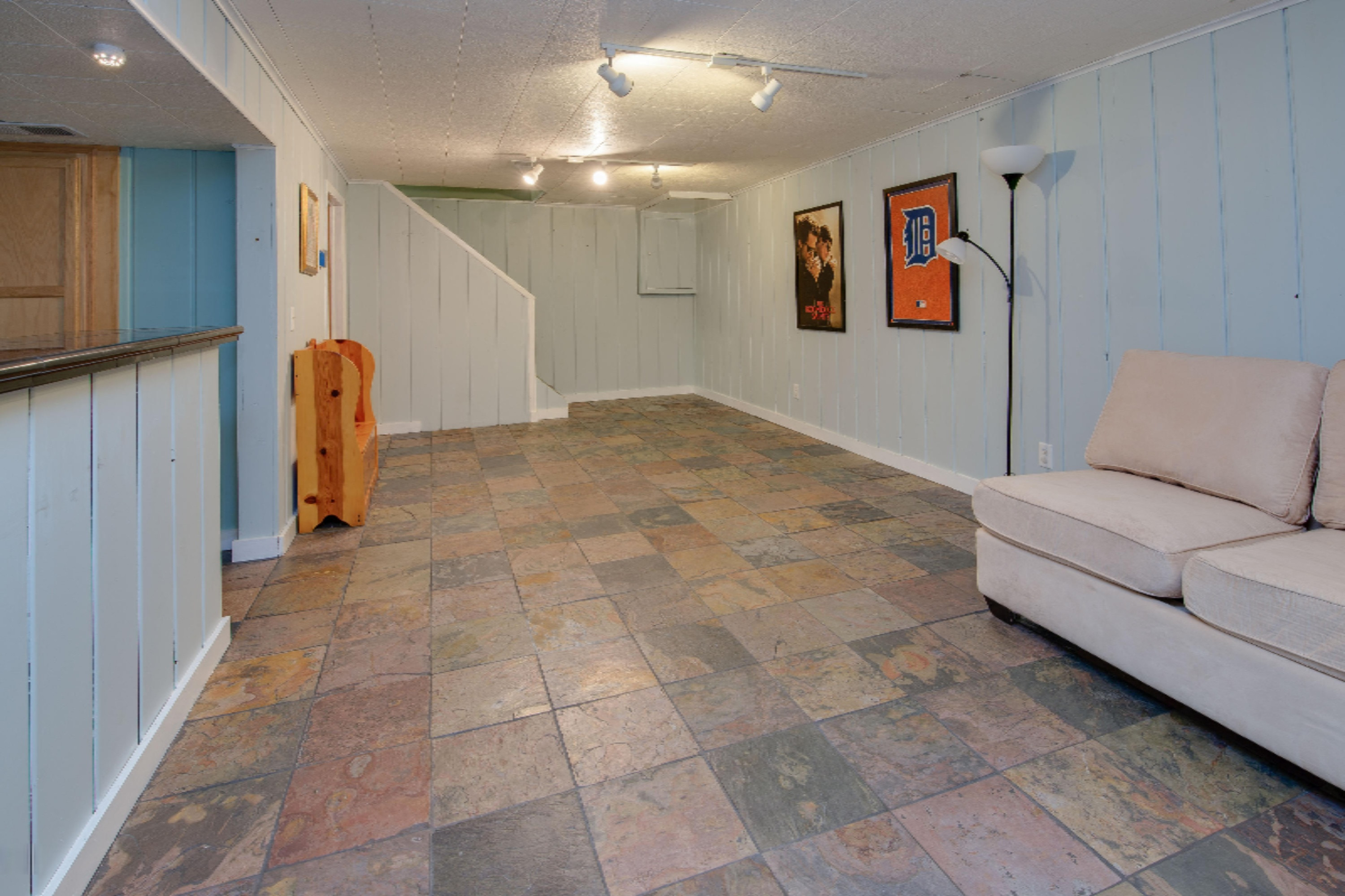 1006 Piccadilly Road Kalamazoo, MI 49006 - Photo 10 of 30 1006_Piccadilly-11