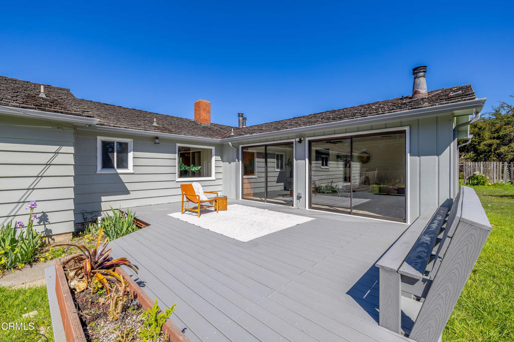 18601 Cypress Road Fort Bragg, CA 95437 - Photo 31 of 35 a view of a two chairs in the roof deck