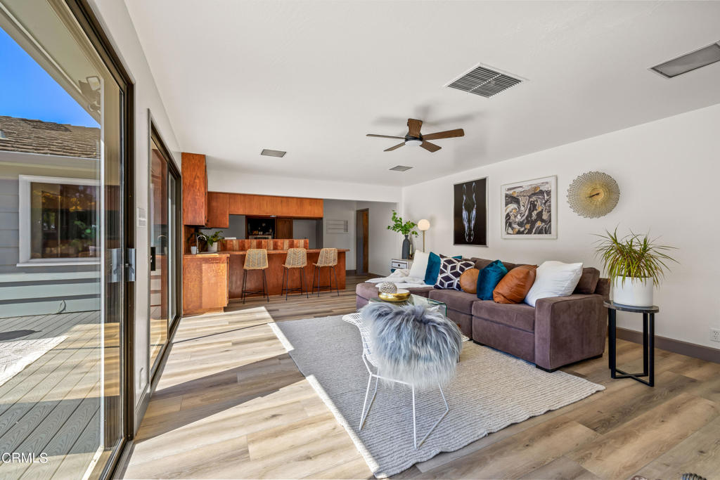 18601 Cypress Road Fort Bragg, CA 95437 - Photo 5 of 35 a living room with furniture and kitchen view