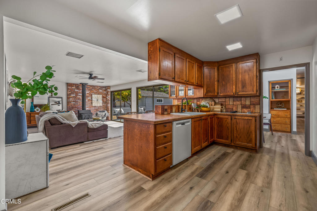 18601 Cypress Road Fort Bragg, CA 95437 - Photo 9 of 35 a kitchen with stainless steel appliances granite countertop a stove and a refrigerator