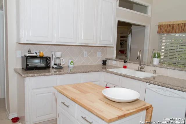 $2,500 | 1614 Hawks Tree Lane, San Antonio, TX 78248