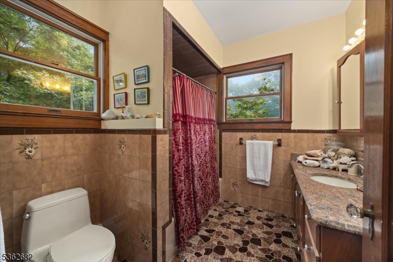 761 Backhus Estate Road Glen Gardner, NJ 08826 - Photo 28 of 48