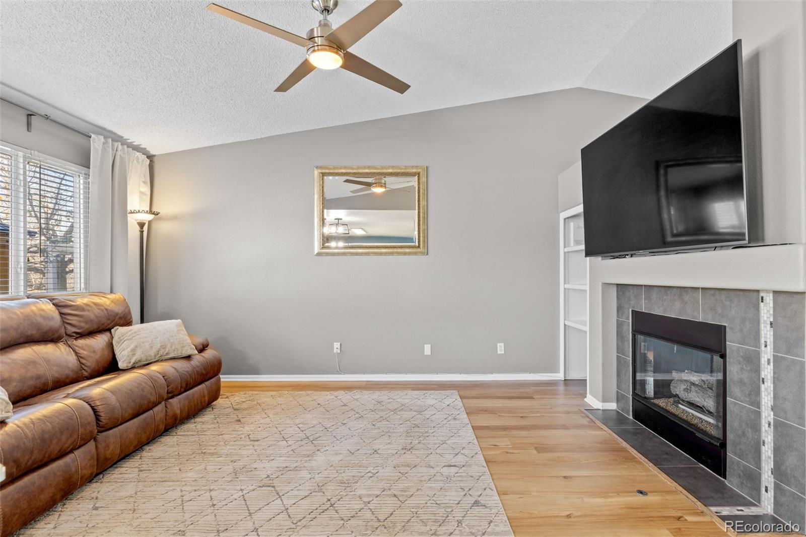 10566 Hyacinth Place Highlands Ranch, CO 80129 - Photo 7 of 49