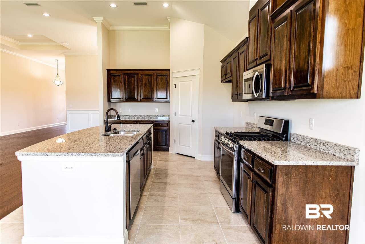 9454 Volterra Avenue Daphne, AL 36526 - Photo 13 of 39