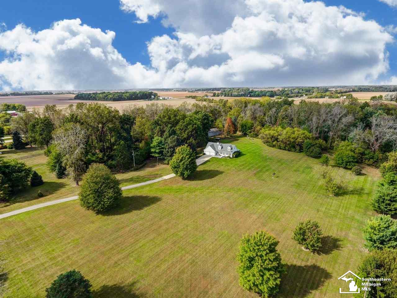 5600 Samaria Road Ottawa Lake, MI 49267 - Photo 4 of 38