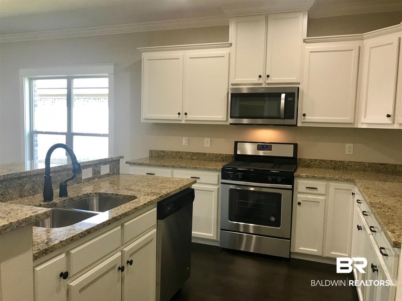 222 Divot Loop Fairhope, AL 36532 - Photo 9 of 31