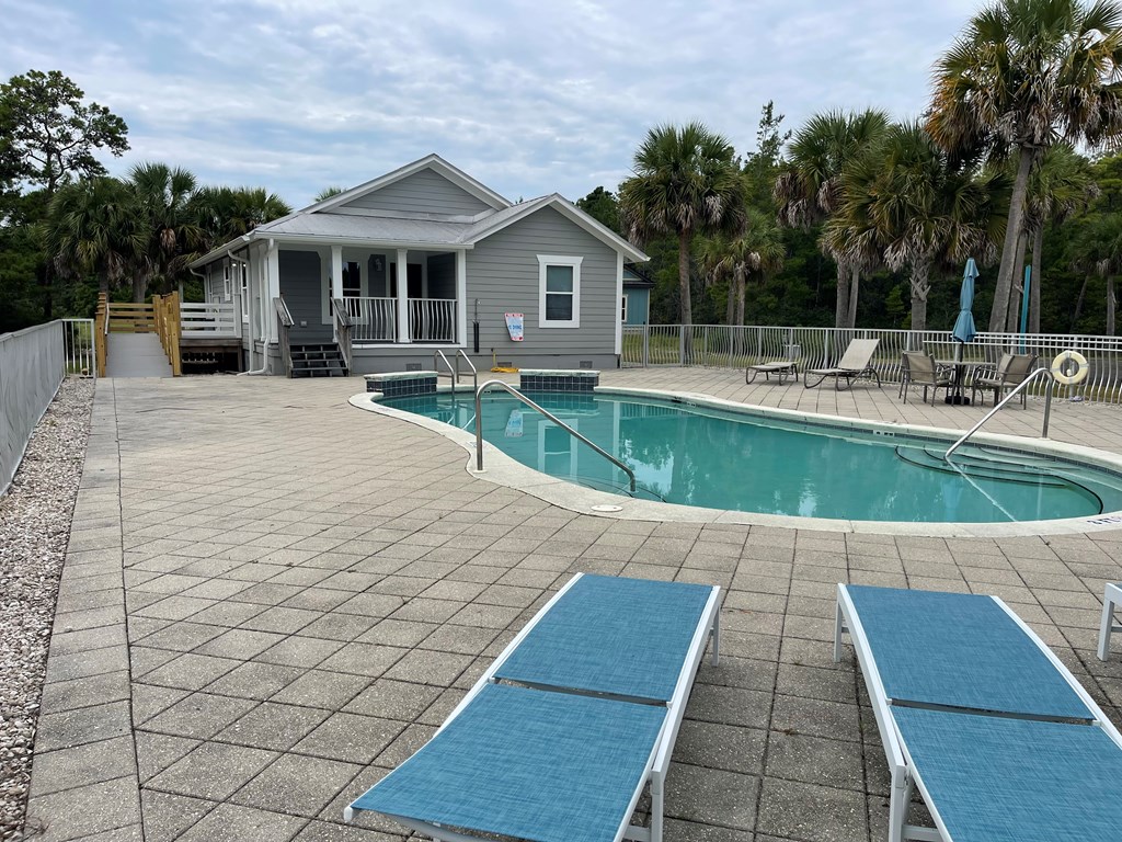 1645 Landing Street Carrabelle, FL 32322 - Photo 5 of 22