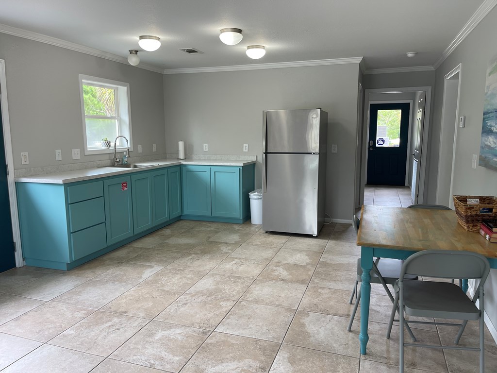 1645 Landing Street Carrabelle, FL 32322 - Photo 6 of 22