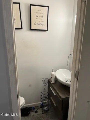 $250,000 | 369 1st Street, Albany, NY 12206