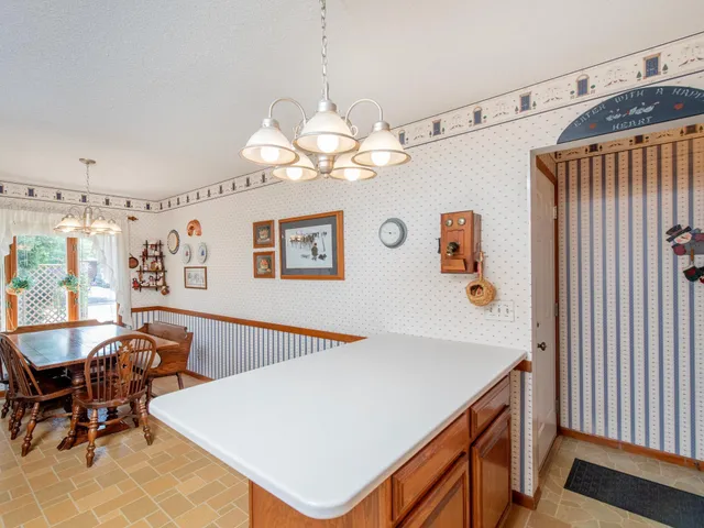 $375,000 | 1769 Serpentine Drive, Eagan, MN 55122