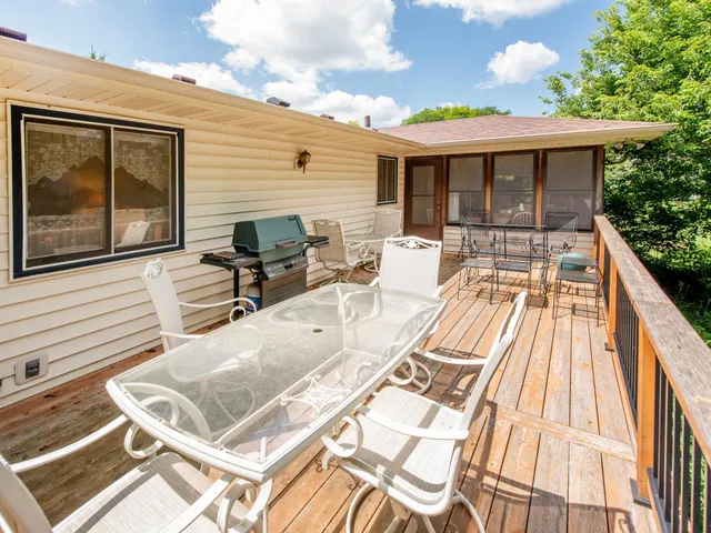 $375,000 | 1769 Serpentine Drive, Eagan, MN 55122