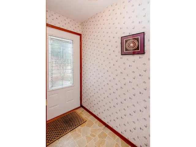 $375,000 | 1769 Serpentine Drive, Eagan, MN 55122