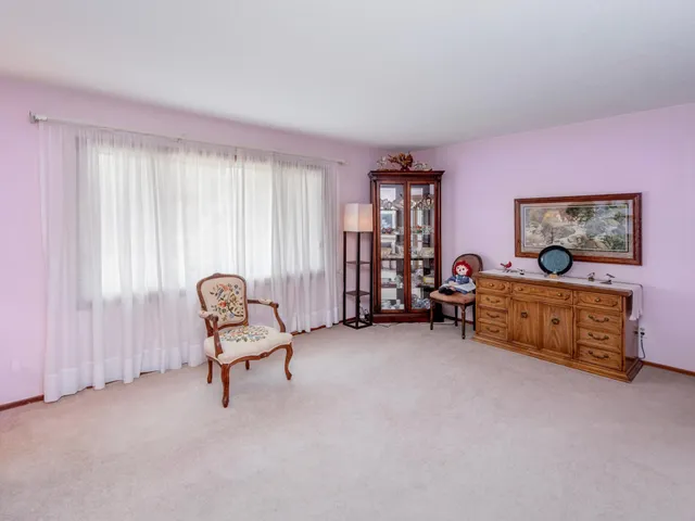 $375,000 | 1769 Serpentine Drive, Eagan, MN 55122