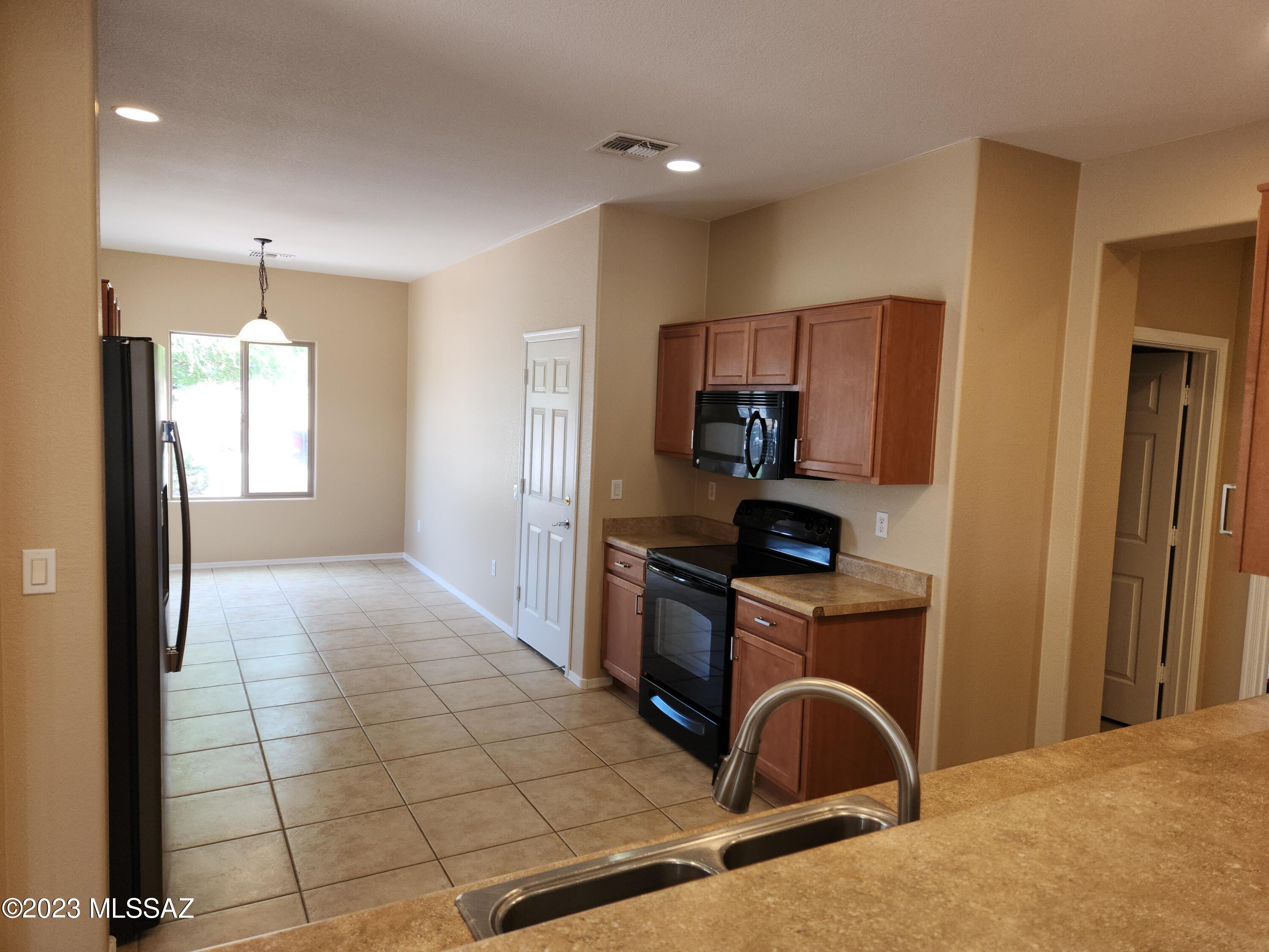 20919 East Reunion Road Red Rock, AZ 85145 - Photo 5 of 20 Gallery Image 5