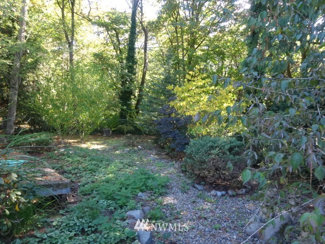 609 South 38th Court Renton, WA 98055 - Photo 5 of 22