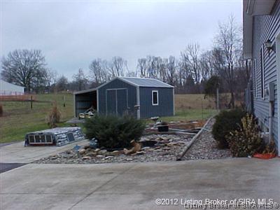 906 Wiseman Road Southeast Corydon, IN 47112 - Photo 4 of 13