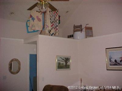 906 Wiseman Road Southeast Corydon, IN 47112 - Photo 10 of 13