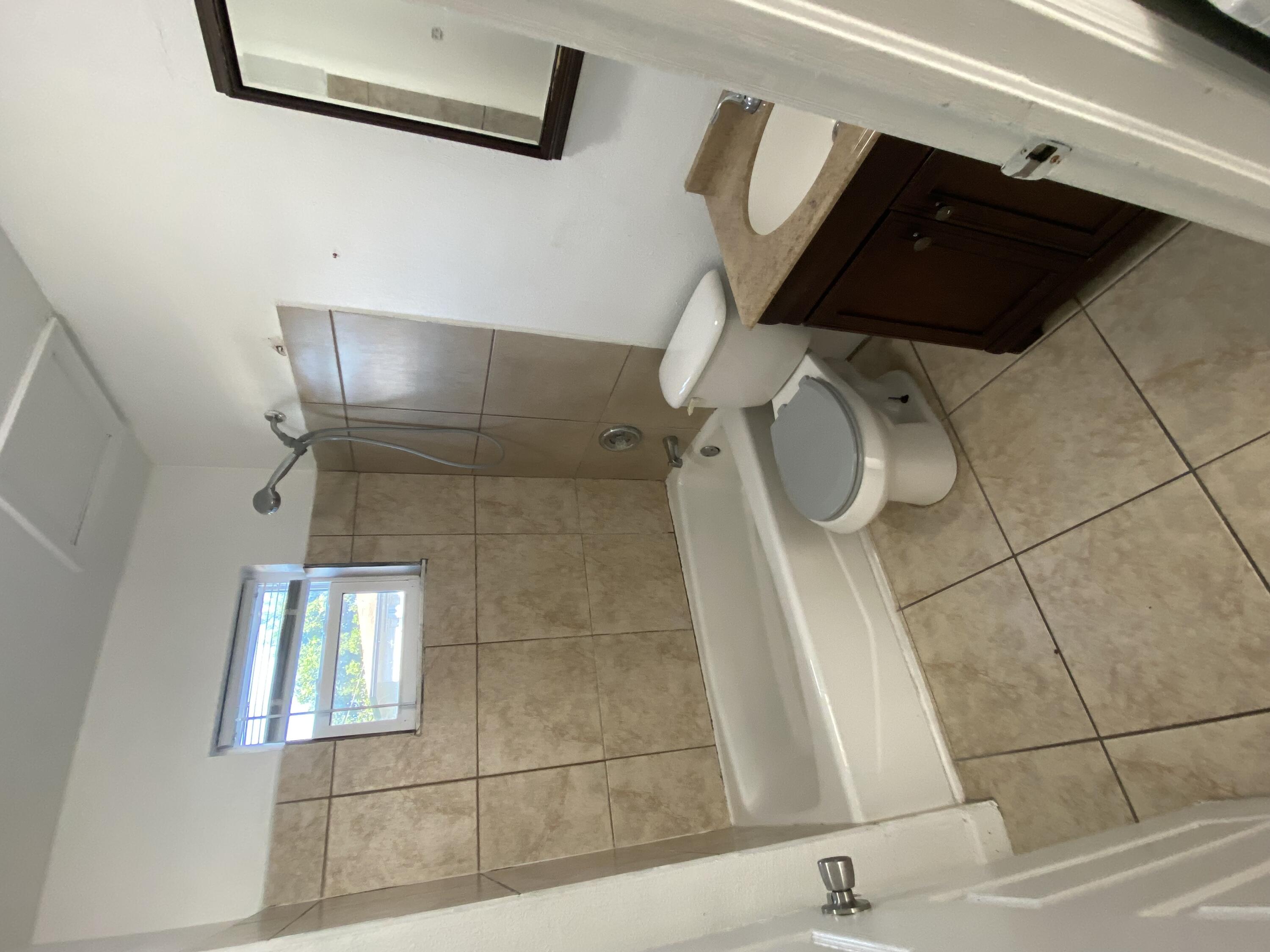 1618 West 26th Court, Unit D Riviera Beach, FL 33404 - Photo 8 of 8 IMG_6689