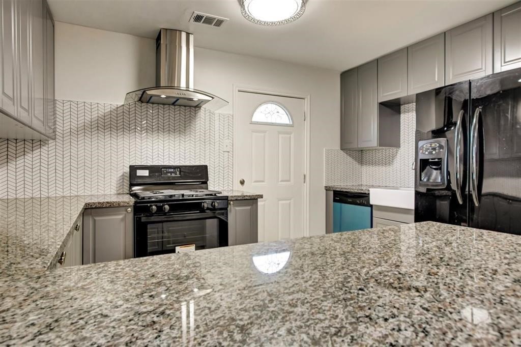 1316 Zora Street Houston, TX 77055 - Photo 7 of 24
