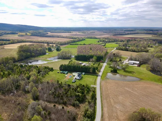 $125,000 | 0 East Roarks Cove Road, Decherd, TN 37324