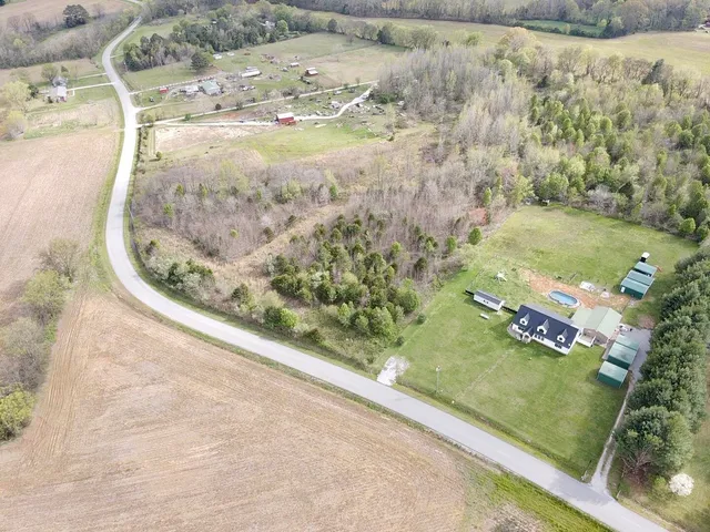 $125,000 | 0 East Roarks Cove Road, Decherd, TN 37324