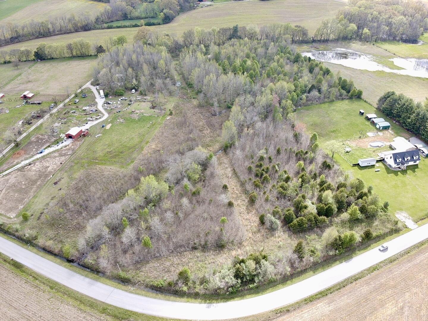 0 East Roarks Cove Road Decherd, TN 37324 - Photo 21 of 37 2024-04-05-15-46-17-869