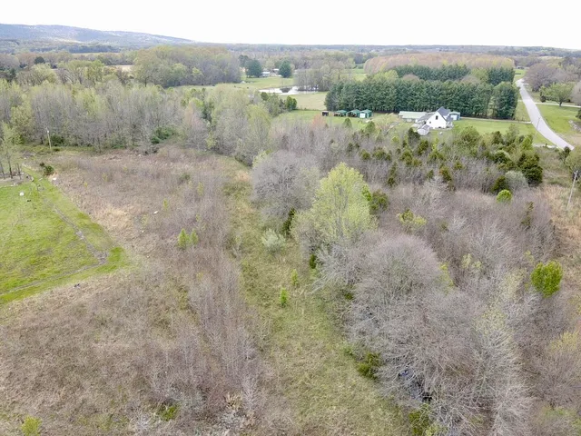 $125,000 | 0 East Roarks Cove Road, Decherd, TN 37324