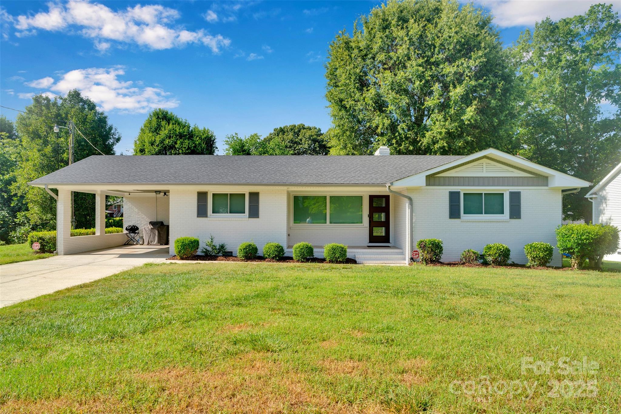 1004 Heather Drive Kannapolis, NC 28083 - Photo 1 of 25