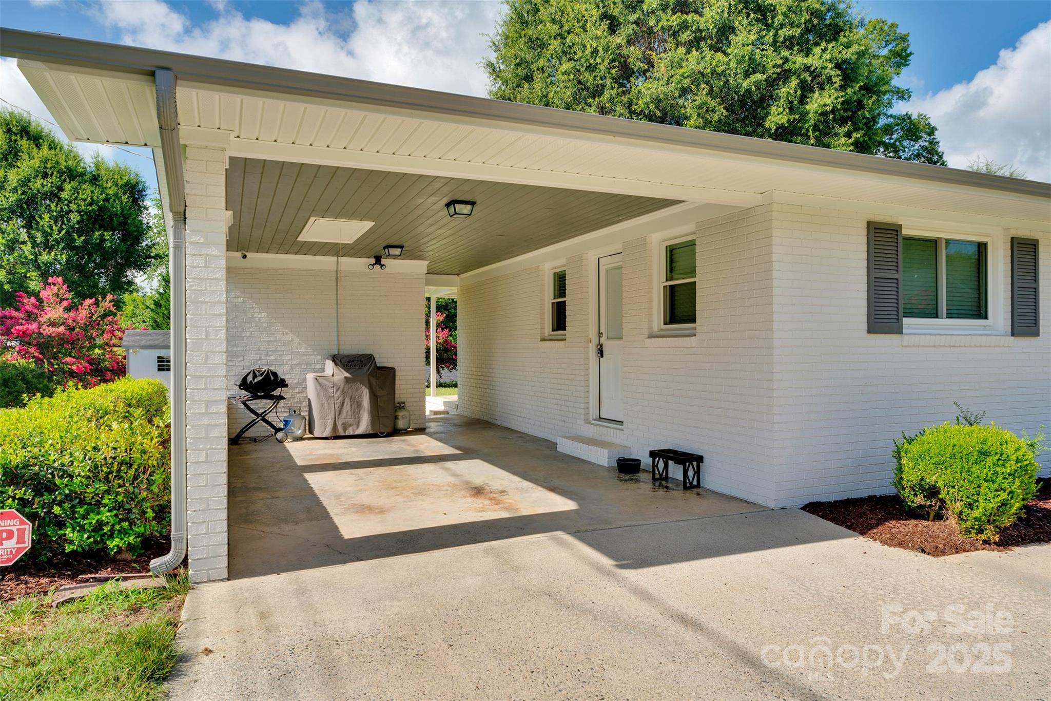 1004 Heather Drive Kannapolis, NC 28083 - Photo 2 of 25