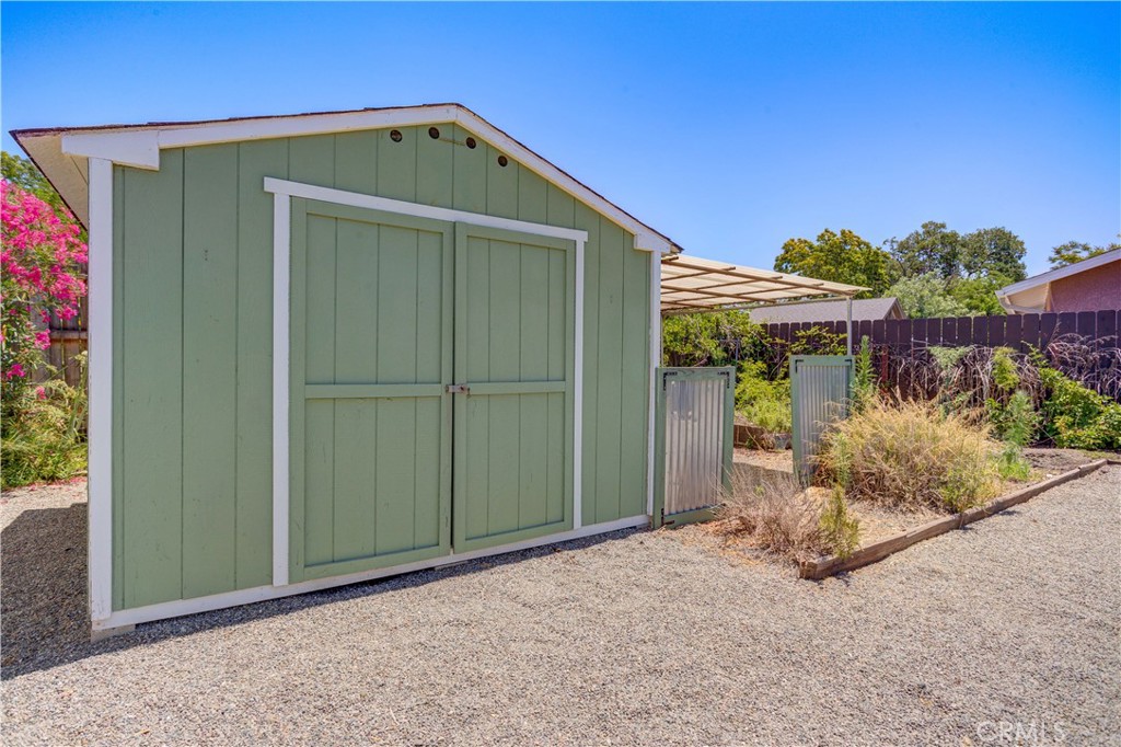 8920 Arcade Road Atascadero, CA 93422 - Photo 27 of 31