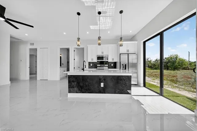 $274,000 | 845 Foxtail Street East, Lehigh Acres, FL 33974