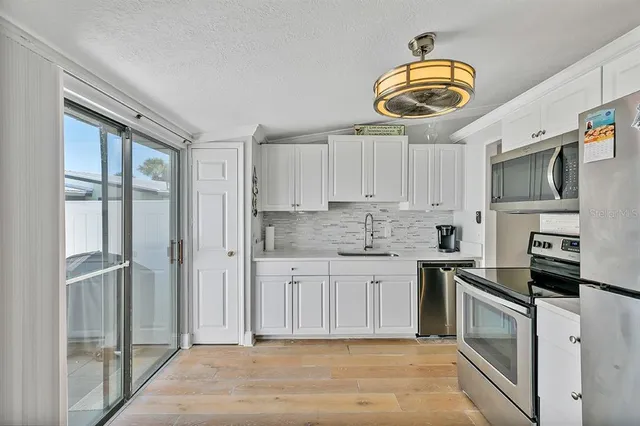 $2,500 | 44 Jacaranda Cay Court, Unit 44, New Smyrna Beach, FL 32169