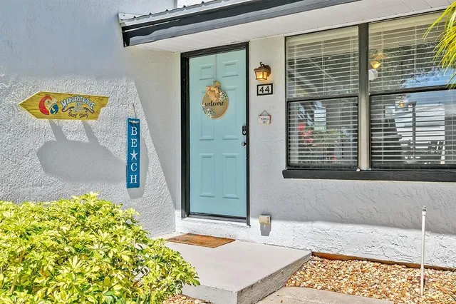 $2,500 | 44 Jacaranda Cay Court, Unit 44, New Smyrna Beach, FL 32169