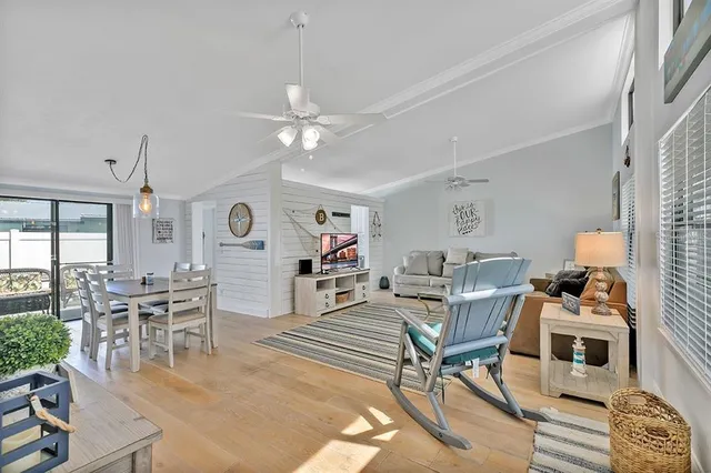 $2,500 | 44 Jacaranda Cay Court, Unit 44, New Smyrna Beach, FL 32169