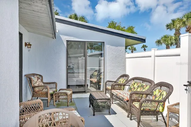 $2,500 | 44 Jacaranda Cay Court, Unit 44, New Smyrna Beach, FL 32169