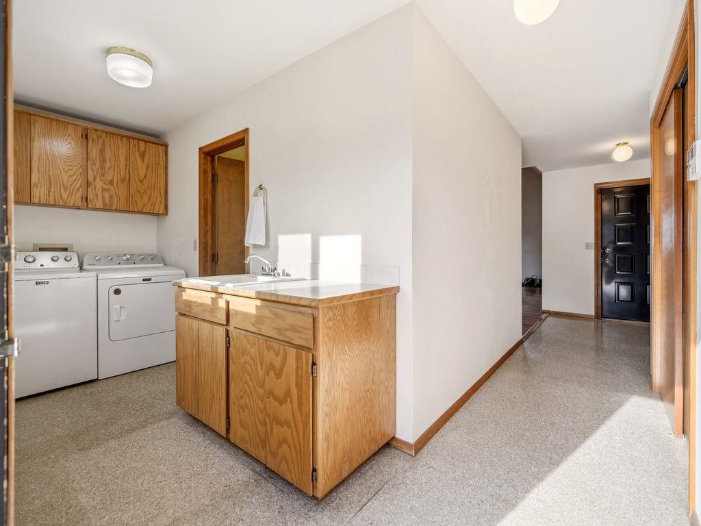 15005 West Silver Lake Road Medical Lake, WA 99022 - Photo 13 of 26