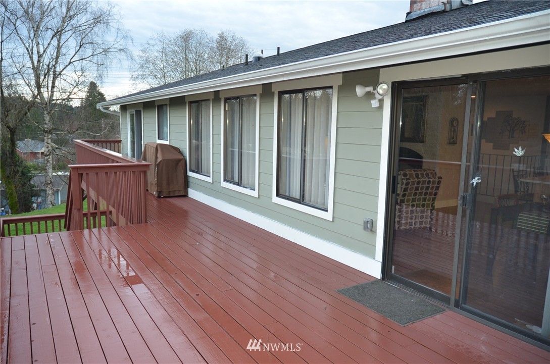 22193 Vine Road Brier, WA 98036 - Photo 25 of 25 Gallery Image 25