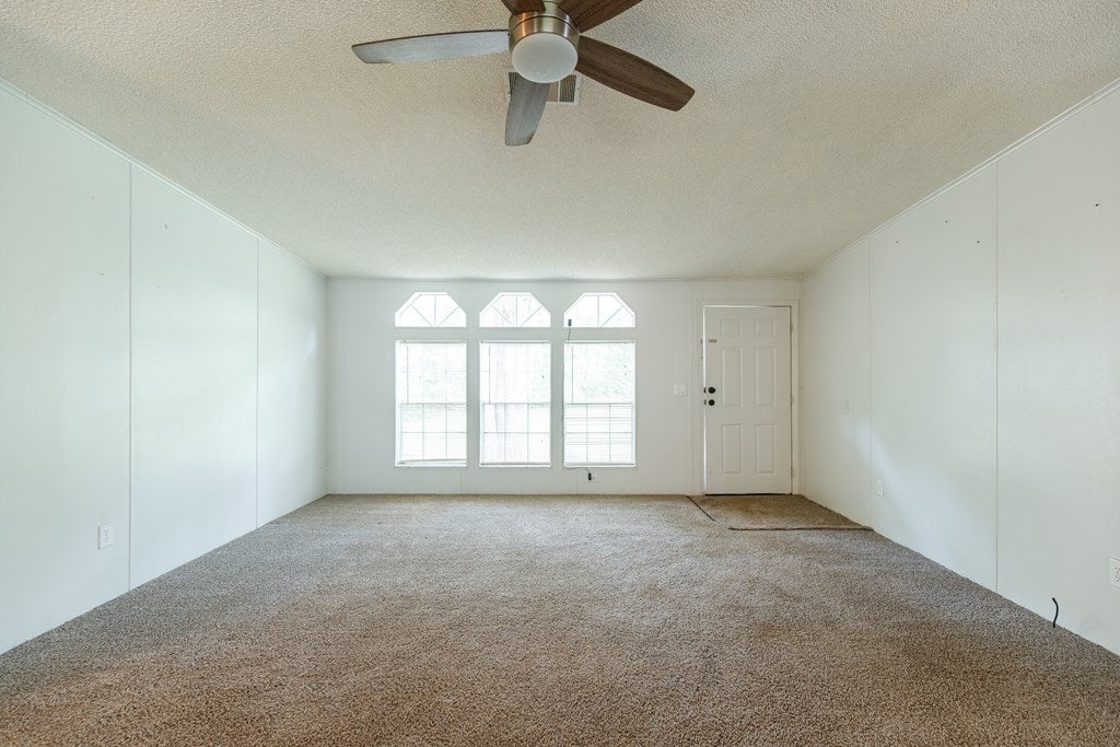 4569 Elam Road Valdosta, GA 31605 - Photo 8 of 35 Gallery Image 8