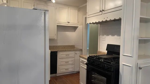 $1,950 | 2714 29th Street, Lubbock, TX 79410