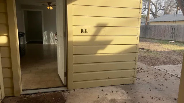 $1,950 | 2714 29th Street, Lubbock, TX 79410