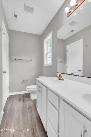 $1,675 | 200 America Court, Jacksonville, NC 28540