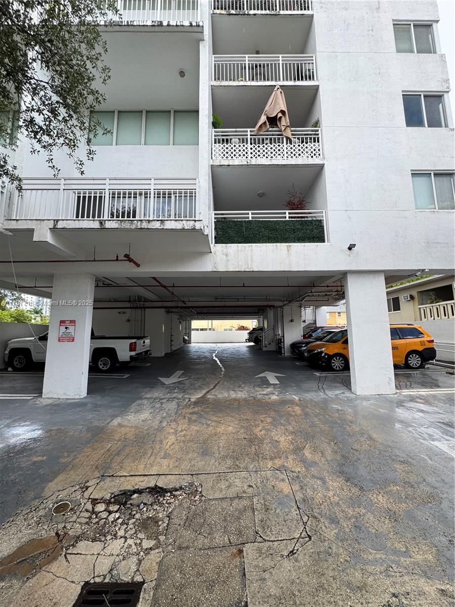 498 Southwest 2nd Street, Unit 2D Miami, FL 33130 - Photo 34 of 35 a view of an outdoor space