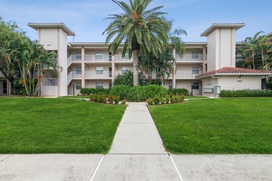 6507 Stone River Road, Unit 305 Bradenton, FL 34203 - Photo 1 of 1 Gallery Image 1