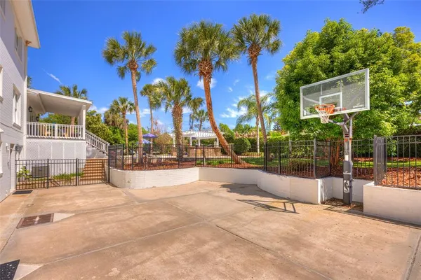 $1,600,000 | 105 Riverside Drive, Ormond Beach, FL 32176